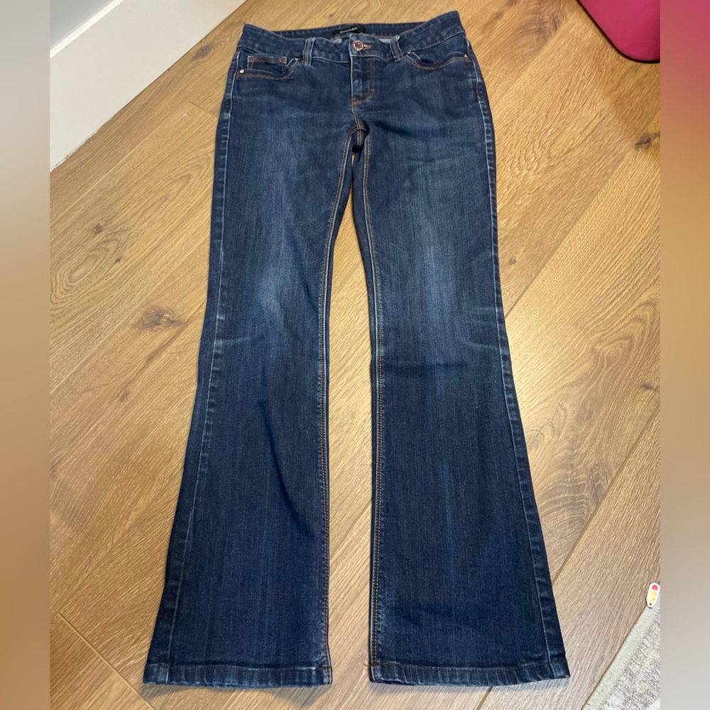 White House Black Market Classic Boot Leg Medium Wash Denim Jeans Pants Women 0R